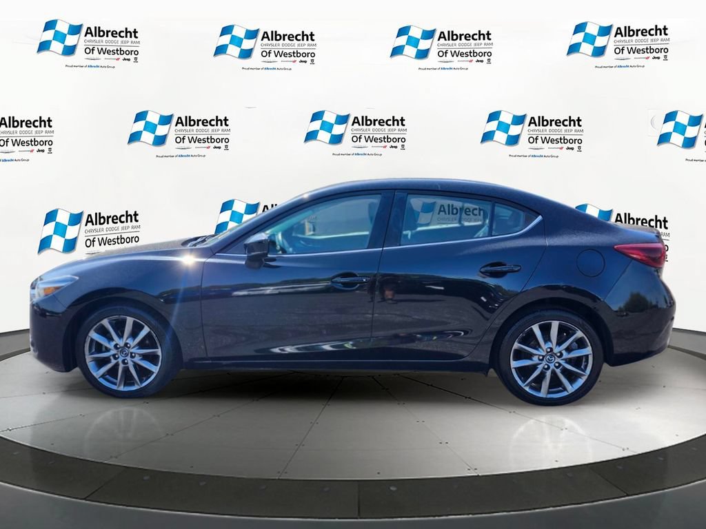 Used 2018 MAZDA MAZDA3 Grand Touring FWD image 2