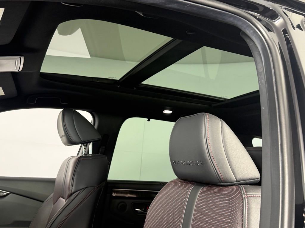 Used 2025 Honda Pilot Black Edition image 22