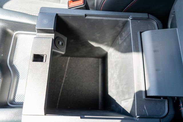 Used 2025 Ford Explorer ST image 36