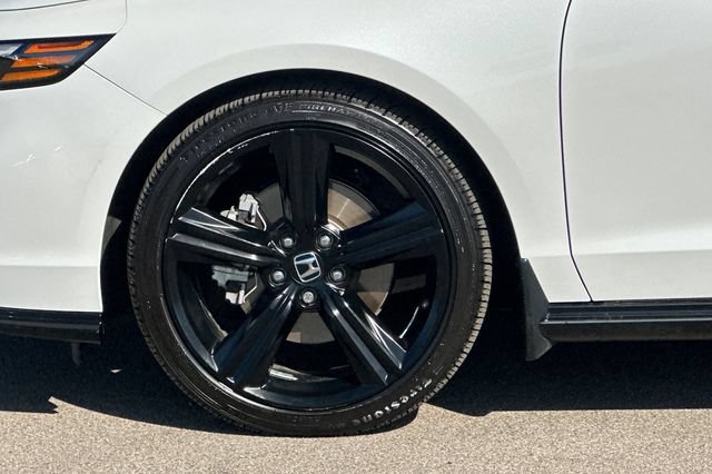 Used 2024 Honda Accord Sport image 31