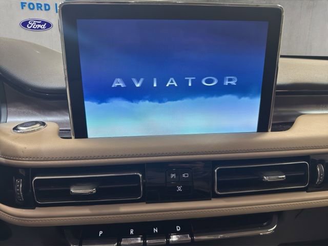 Certified 2024 Lincoln Aviator Reserve w/ Jet Package AWD/4WD image 18