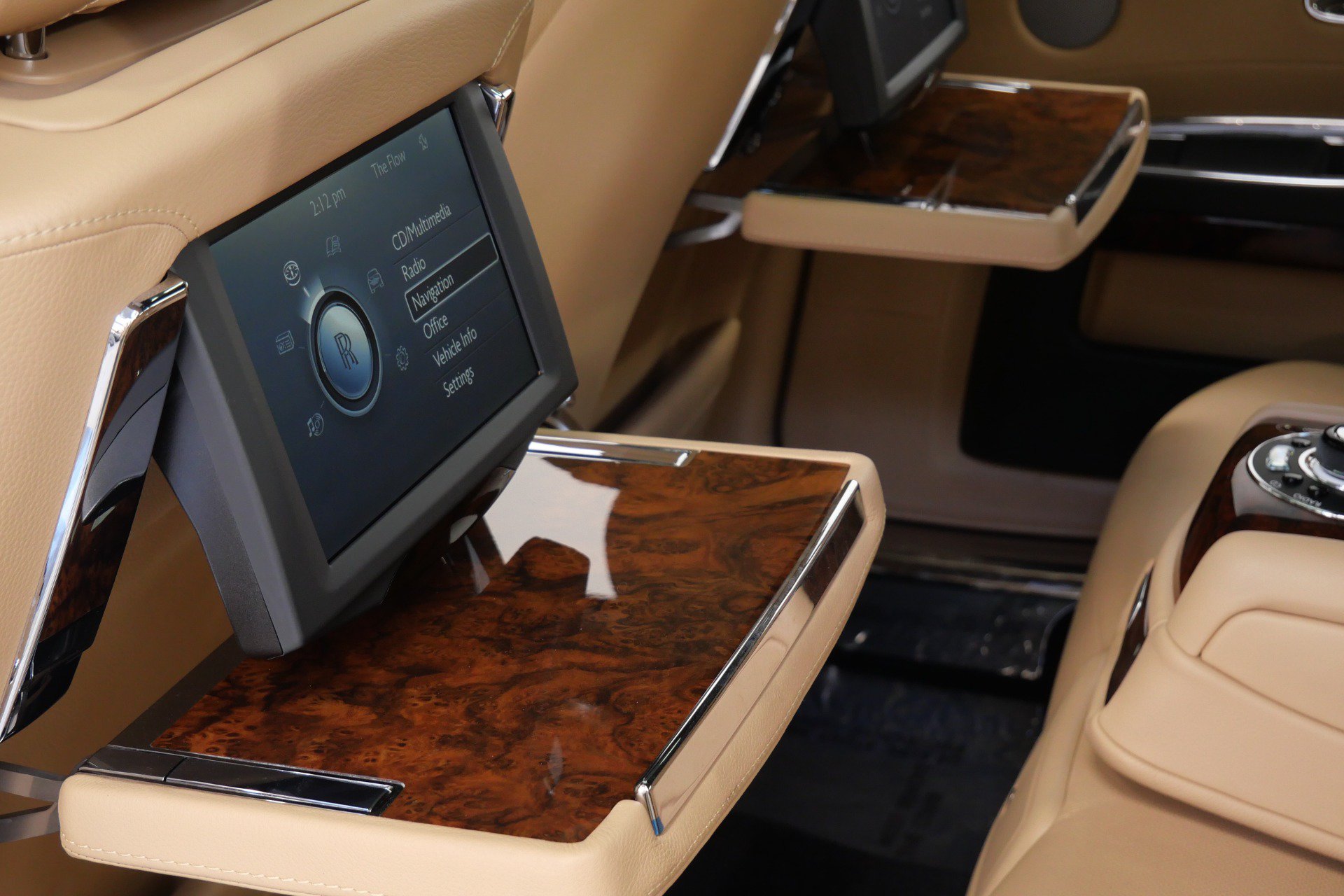 Used 2013 Rolls-Royce Ghost RWD image 34