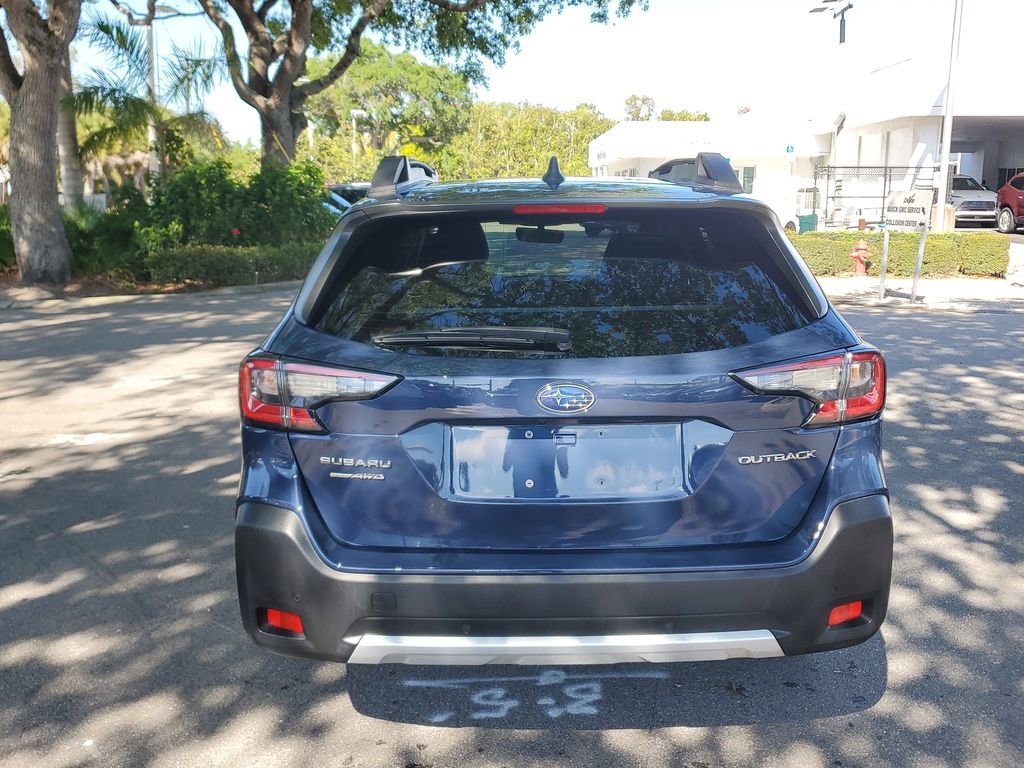 Used 2023 Subaru Outback Limited image 4