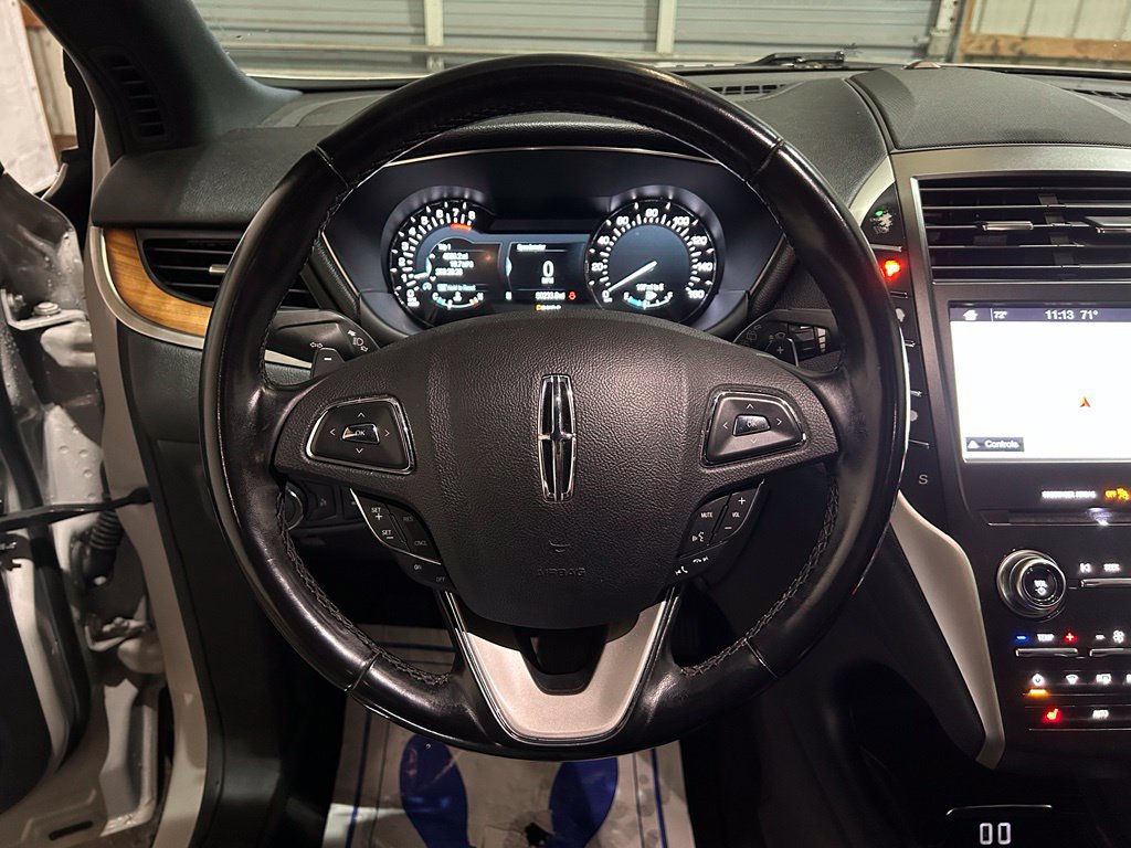 Used 2019 Lincoln MKC Select FWD image 25