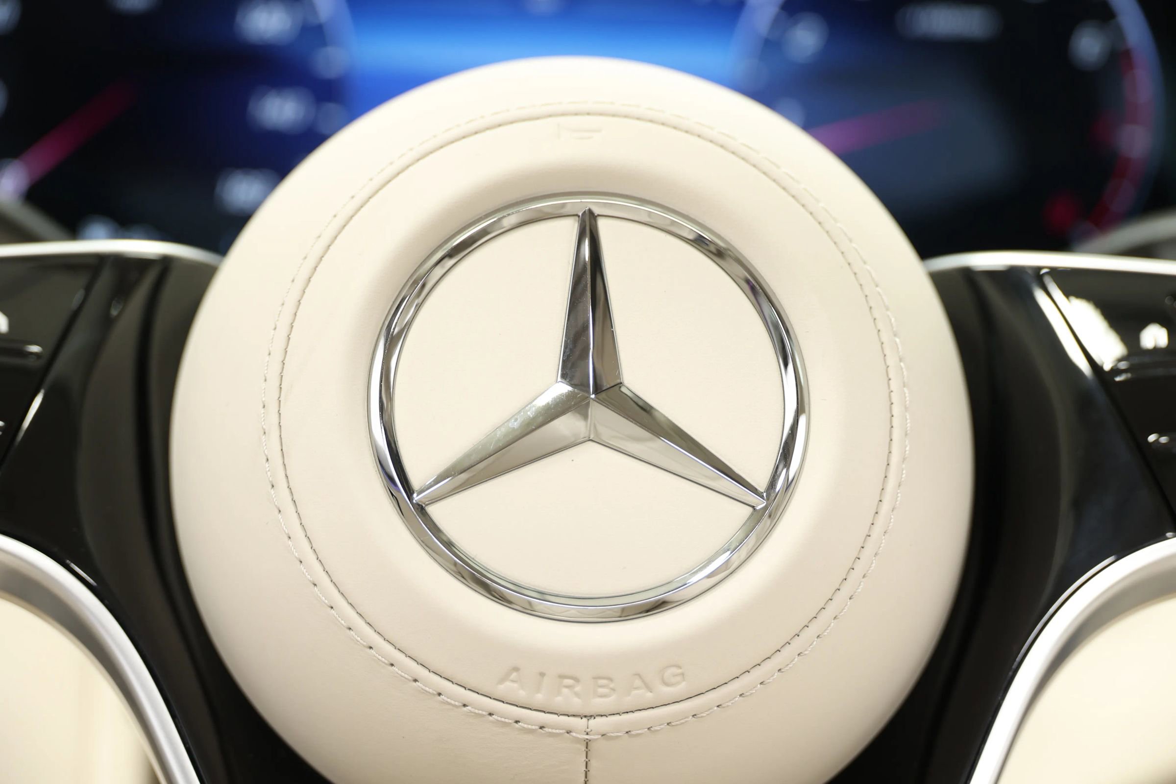 Used 2024 Mercedes-Benz Maybach S 580 4MATIC image 31