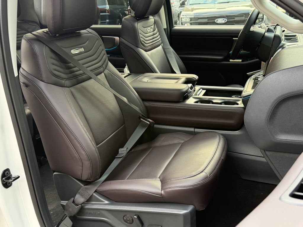 New 2027 Ford Expedition Max Platinum w/ Platinum Ultimate Package AWD/4WD image 19