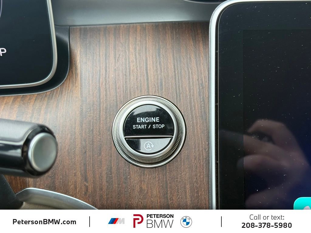 Used 2025 Mercedes-Benz C 300 4MATIC Sedan image 40