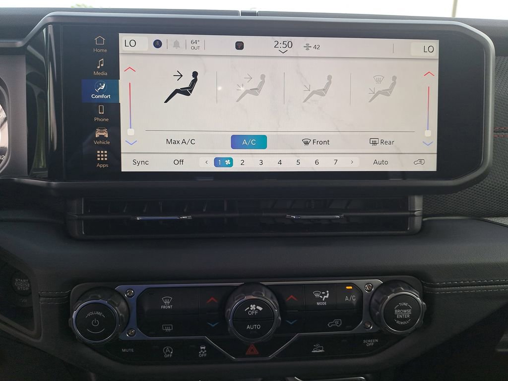 New 2025 Jeep Wrangler Unlimited Rubicon w/ Steel Bumper Group image 20