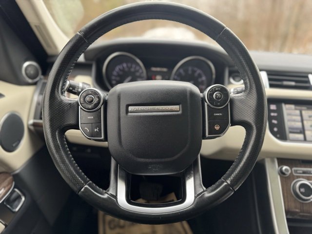 Used 2015 Land Rover Range Rover Sport HSE image 25