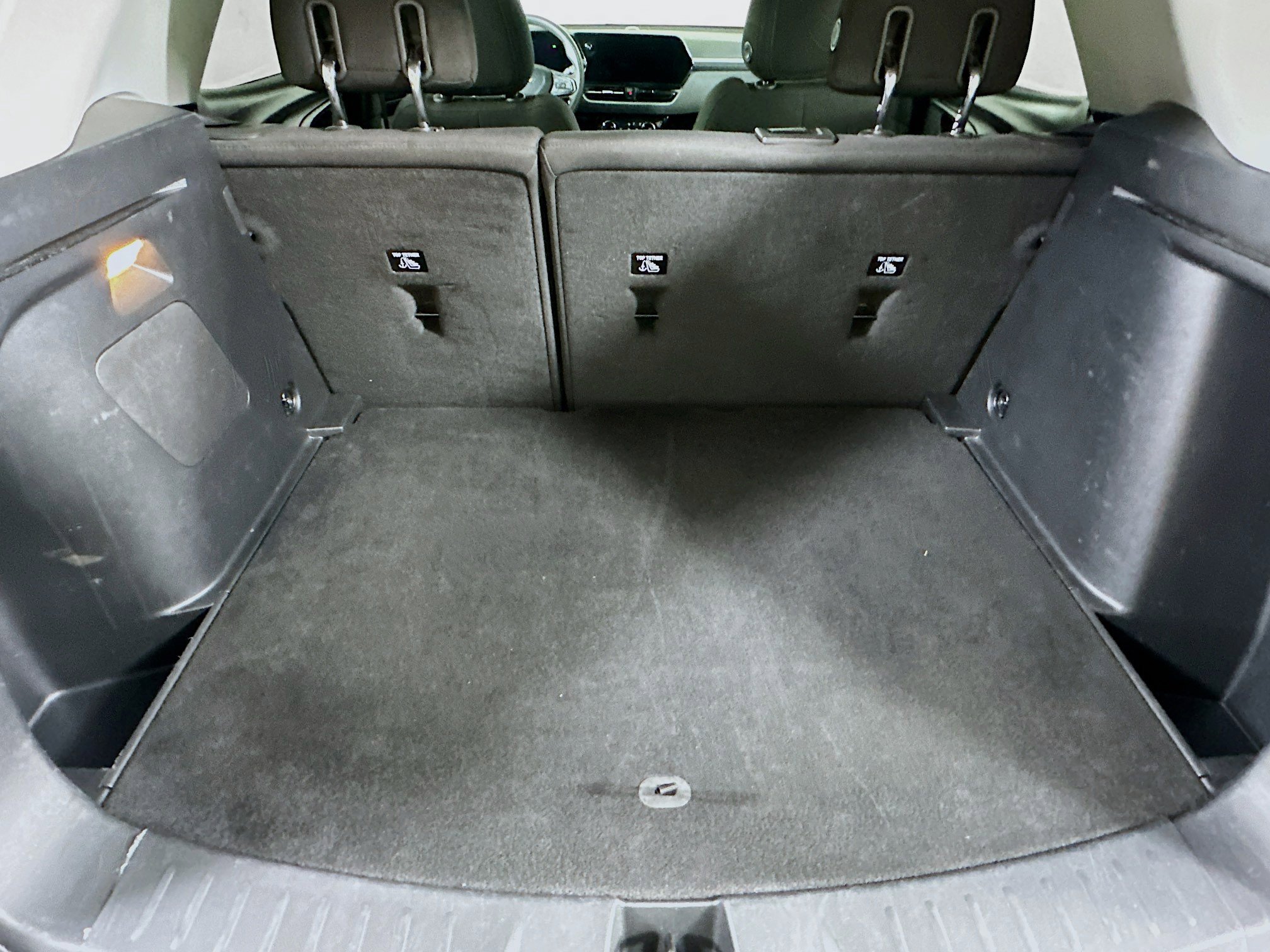 Used 2024 Chevrolet TrailBlazer LT FWD image 28