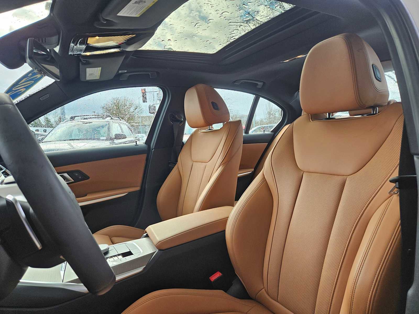 Used 2025 BMW 330i xDrive Sedan w/ Convenience Package image 25