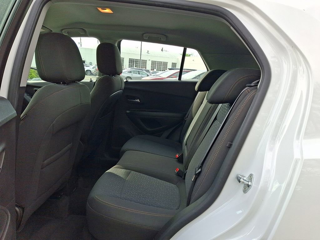 Certified 2020 Chevrolet Trax LS AWD/4WD image 10