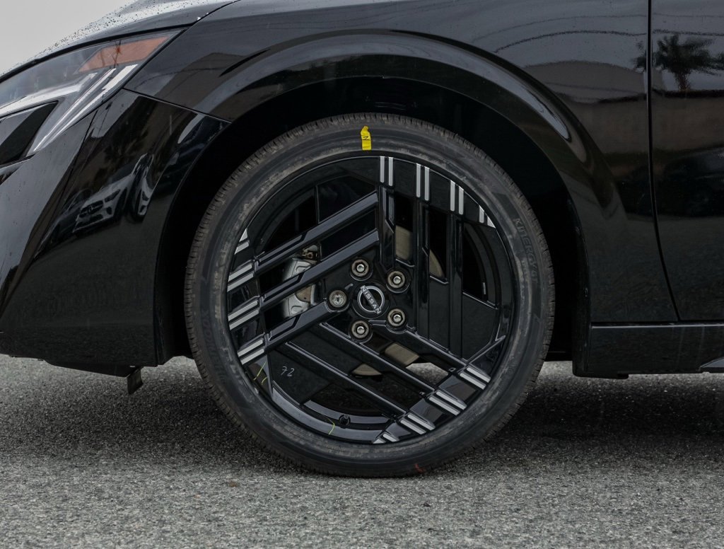 New 2026 Nissan Sentra SR image 9