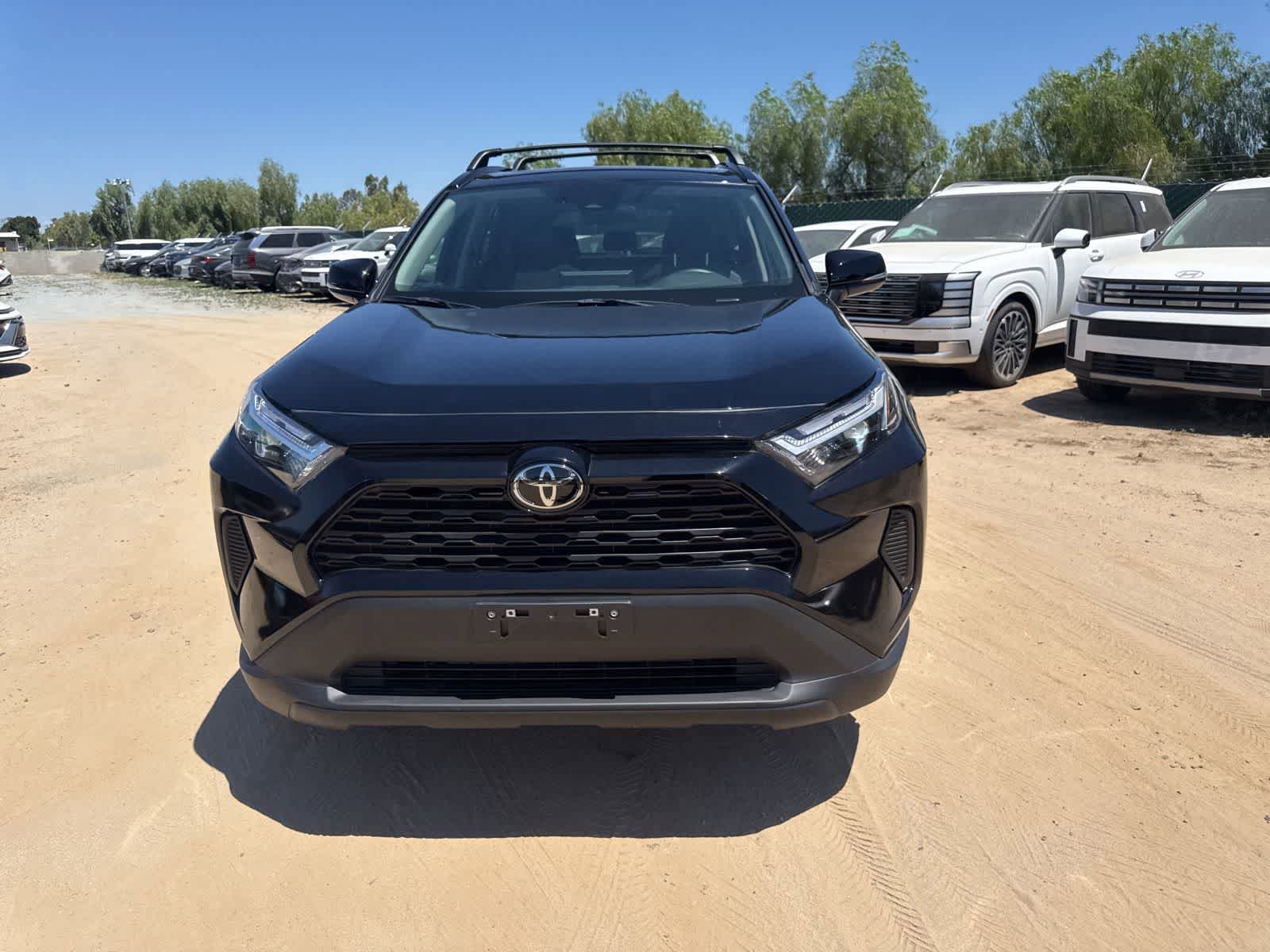 Used 2024 Toyota RAV4 XLE w/ Convenience Package FWD video 2
