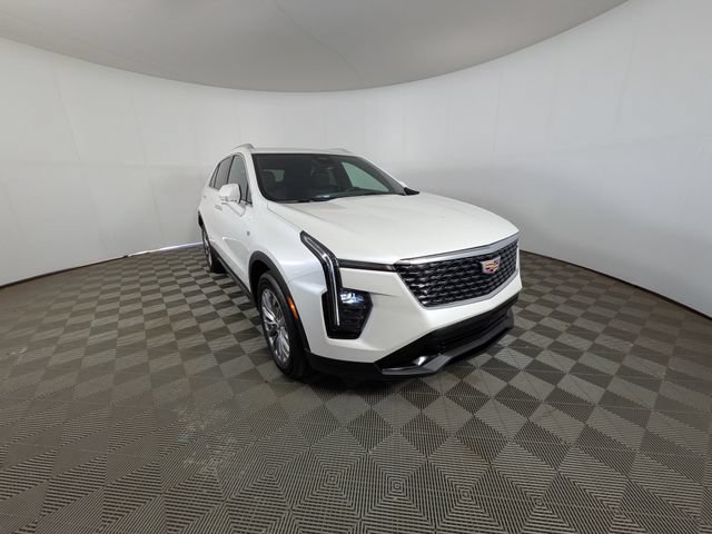 Certified 2024 Cadillac XT4 Premium Luxury w/ Cold Weather Package AWD/4WD image 29
