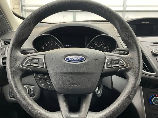 Used 2017 Ford Escape SE w/ SE Cold Weather Package AWD/4WD image 8