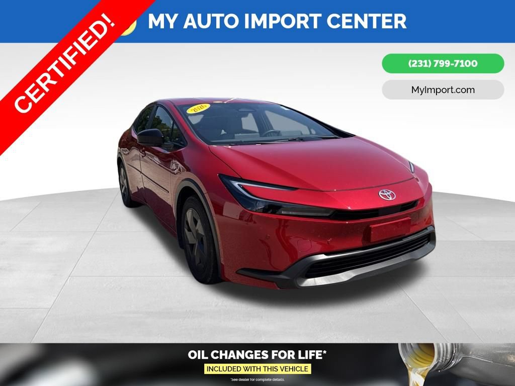Certified 2026 Toyota Prius LE AWD/4WD image 1