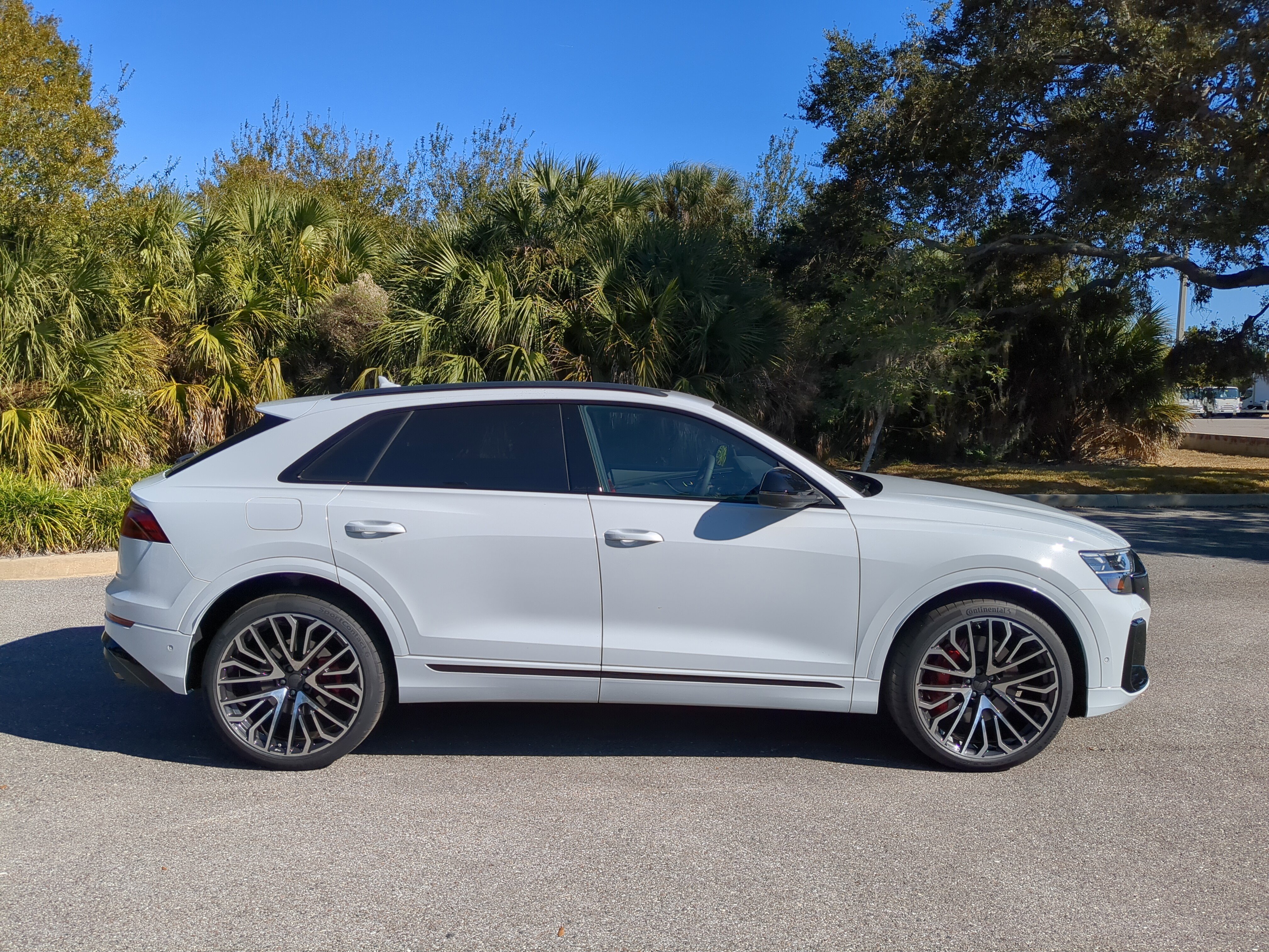 New 2026 Audi SQ8 Prestige image 3