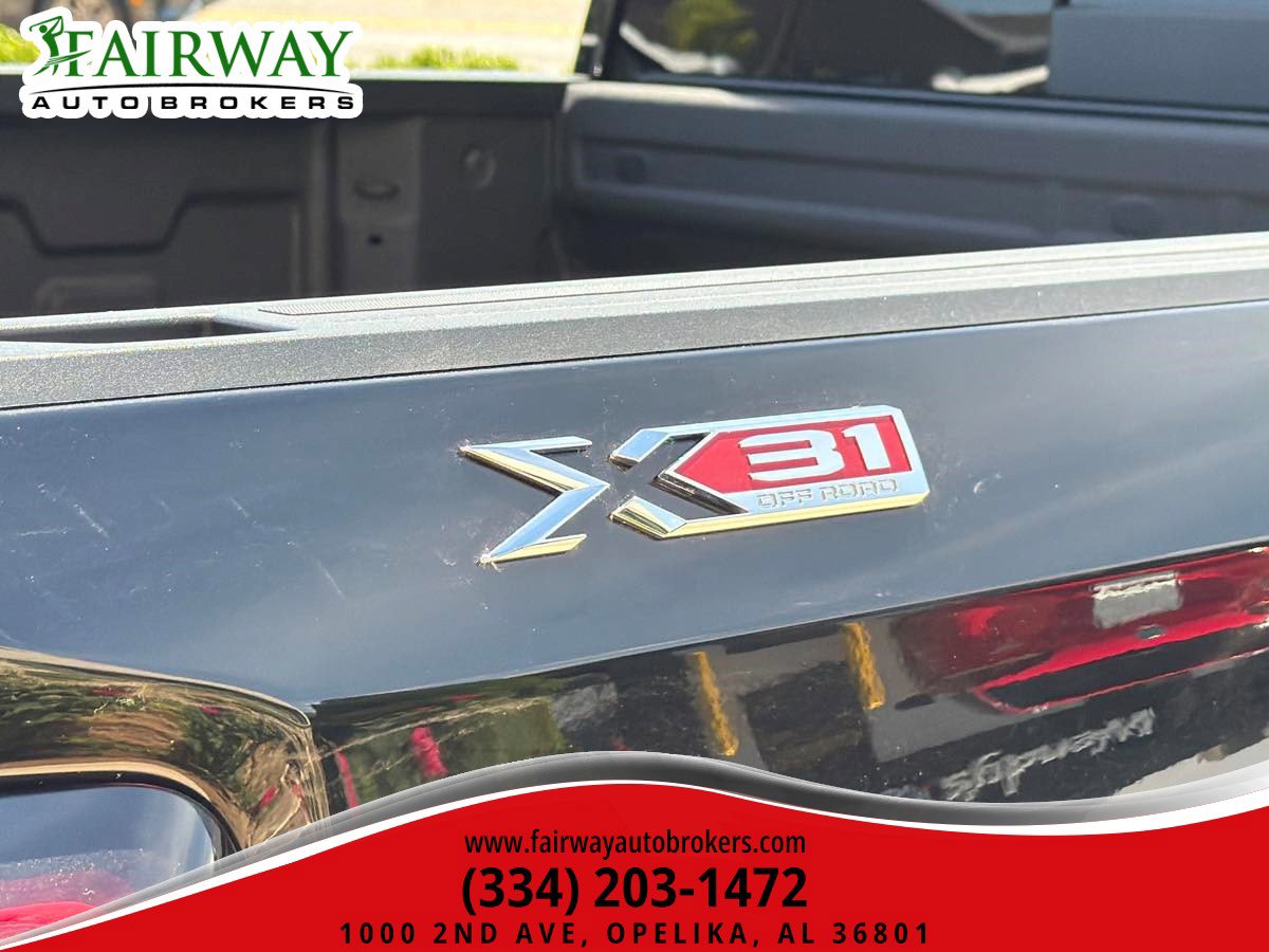 Used 2024 GMC Sierra 1500 SLT w/ SLT Premium Plus Package AWD/4WD image 16