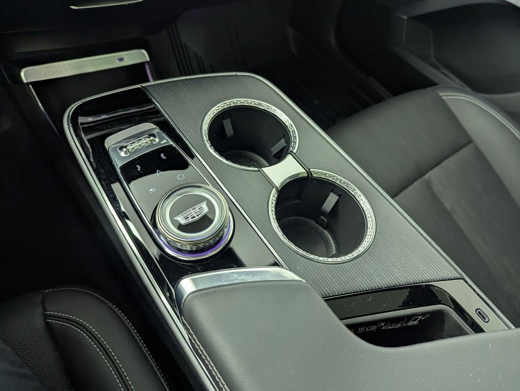 Used 2024 Cadillac Lyriq Luxury w/ LPO, Floor Liner Package image 11