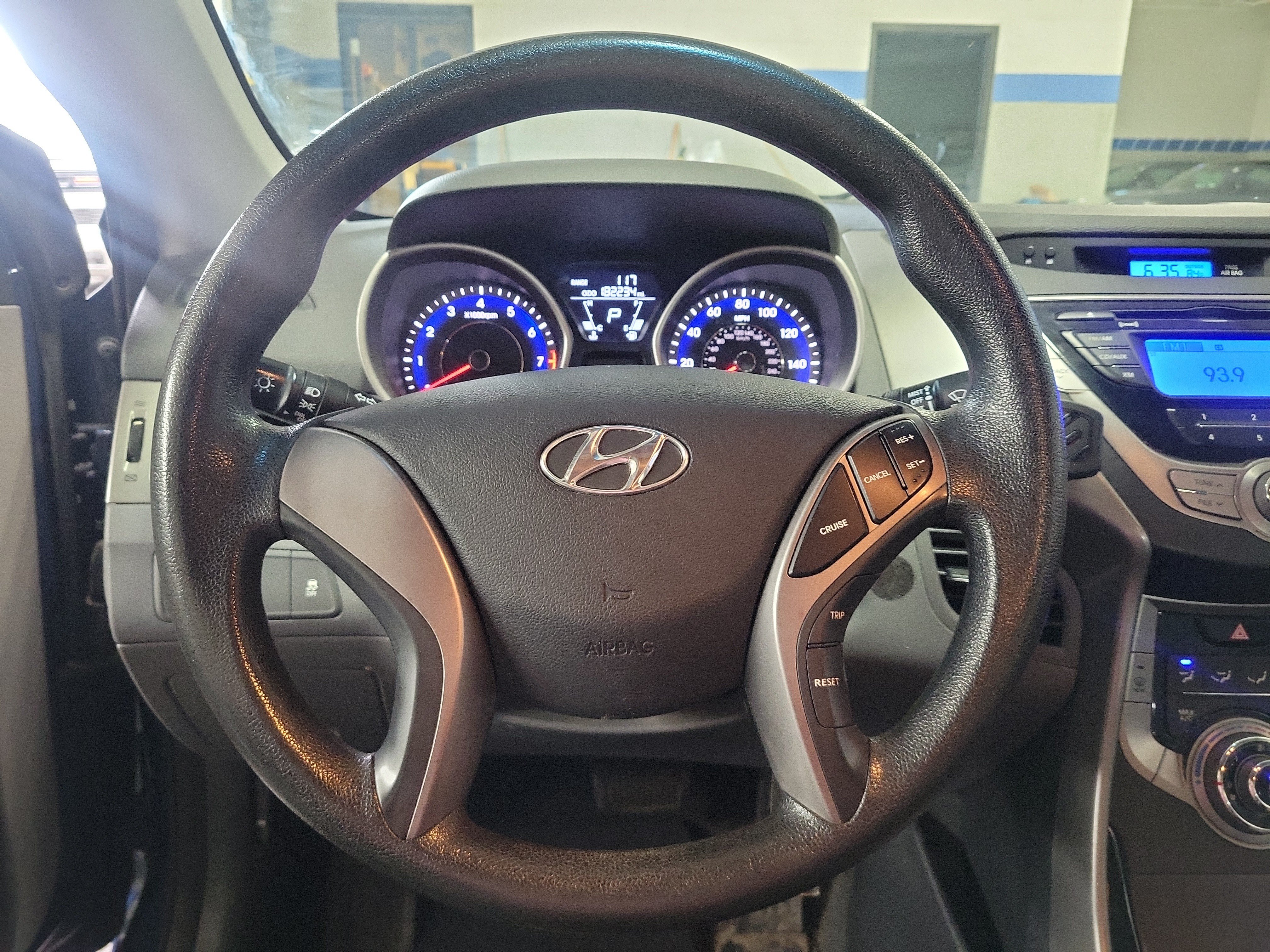 Used 2013 Hyundai Elantra GLS FWD image 21