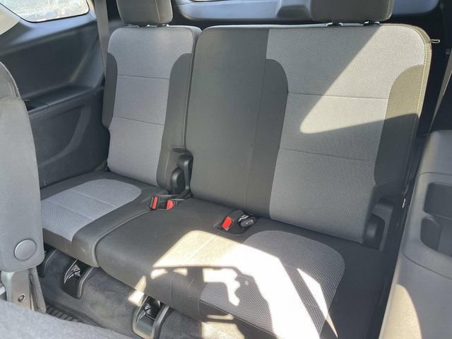 Used 2020 Chevrolet Traverse LT FWD image 19