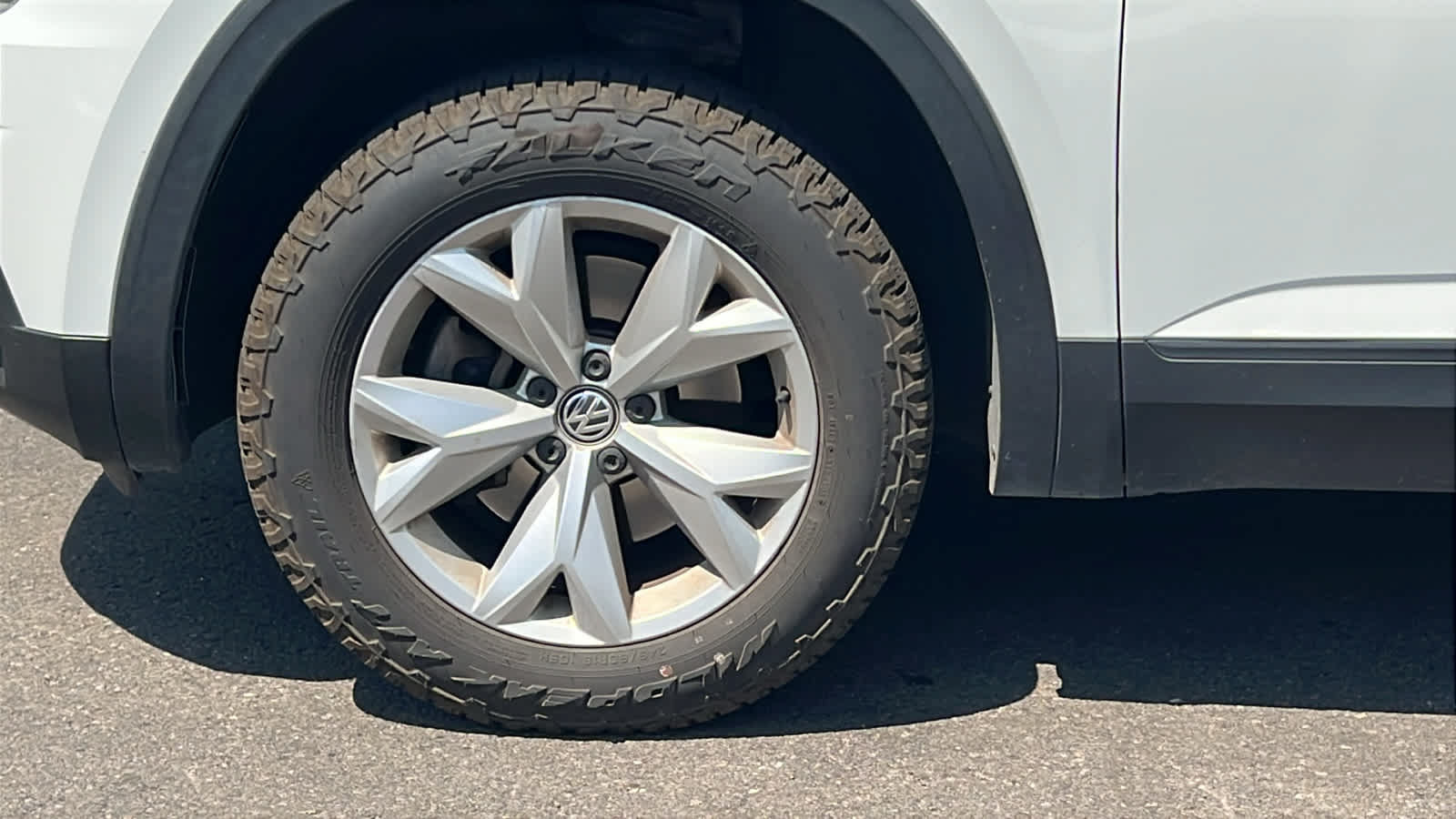 Used 2018 Volkswagen Atlas SE AWD/4WD image 9