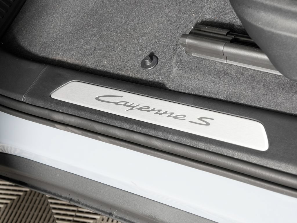 New 2026 Porsche Cayenne S AWD/4WD image 18