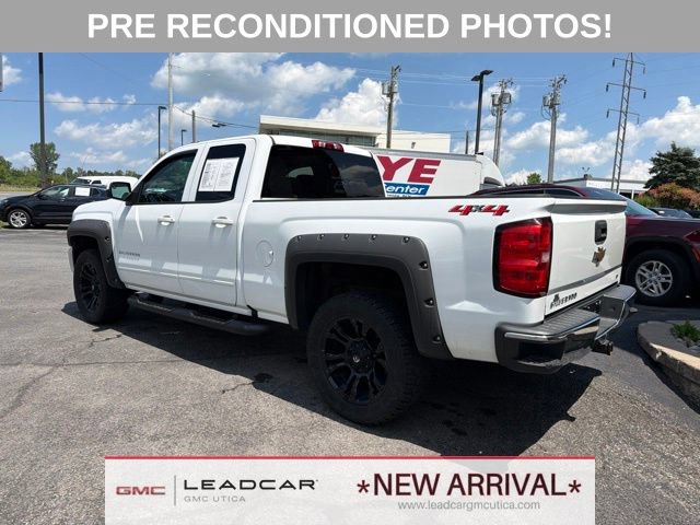 Used 2018 Chevrolet Silverado 1500 LT w/ All Star Edition AWD/4WD image 3