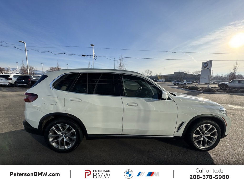 Used 2022 BMW X5 xDrive40i w/ Luxury Seating Package image 8