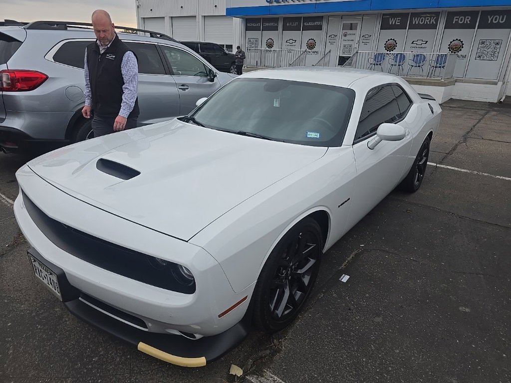 Used 2022 Dodge Challenger R/T w/ Blacktop Package