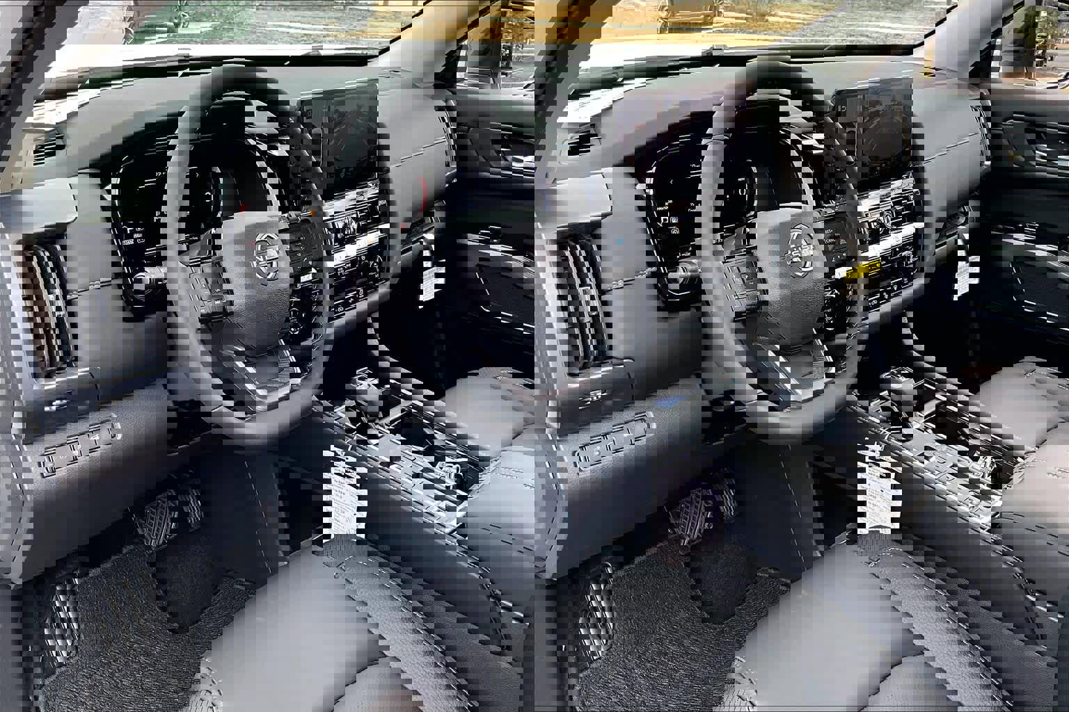 New 2026 Nissan Pathfinder SL w/ Cargo Package image 8