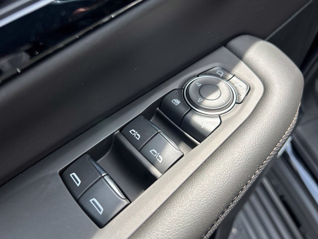 New 2026 Chevrolet Tahoe High Country AWD/4WD image 18