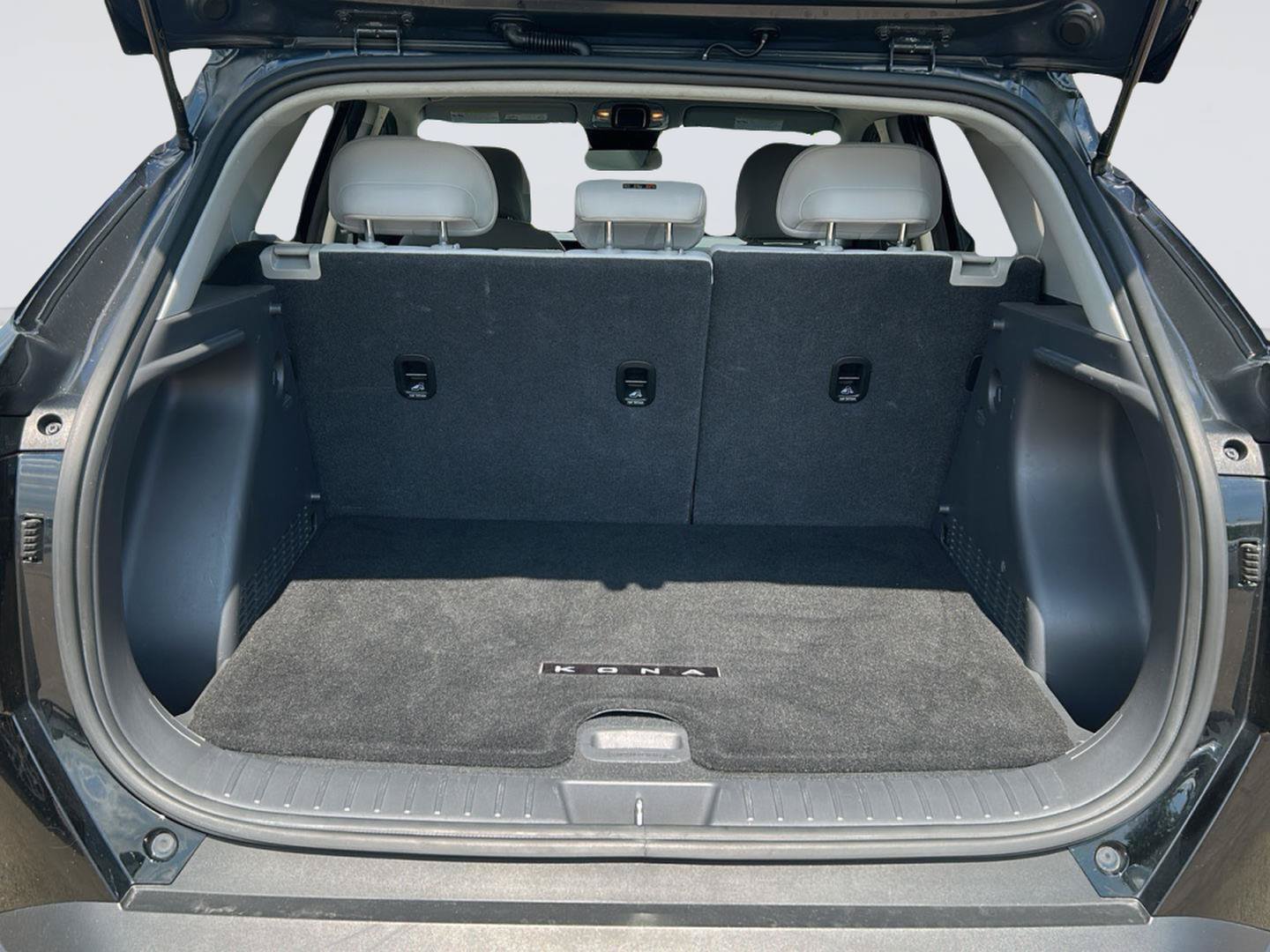 Used 2024 Hyundai Kona SE FWD image 23