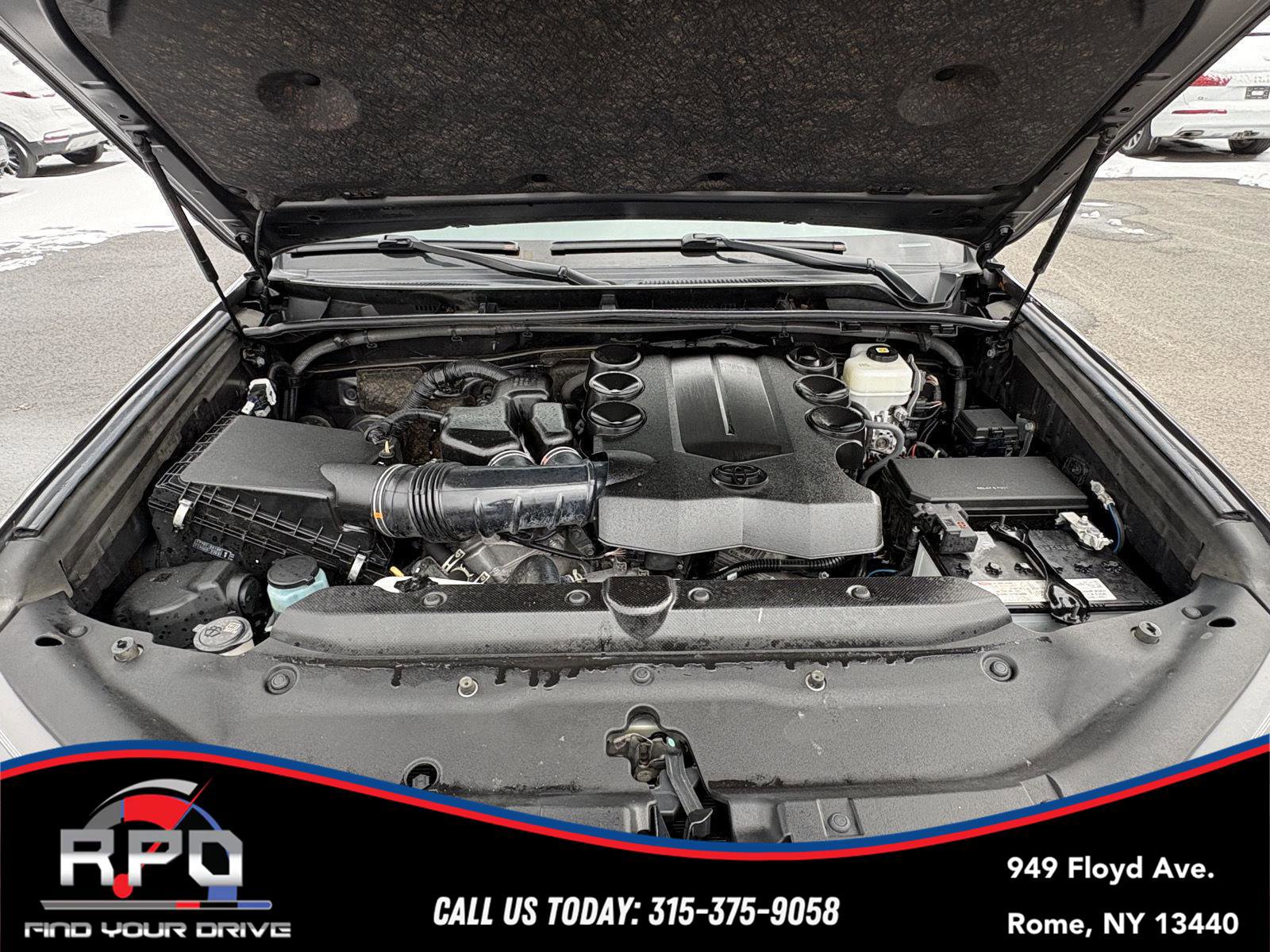 Used 2023 Toyota 4Runner Limited image 11