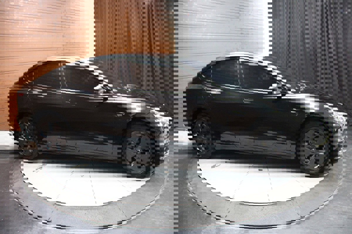 Used 2023 Tesla Model 3 Long Range image 33