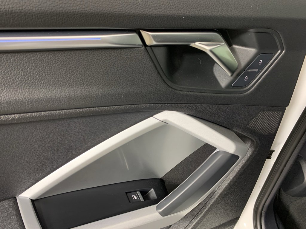 Used 2022 Audi Q3 2.0T Premium Plus image 32