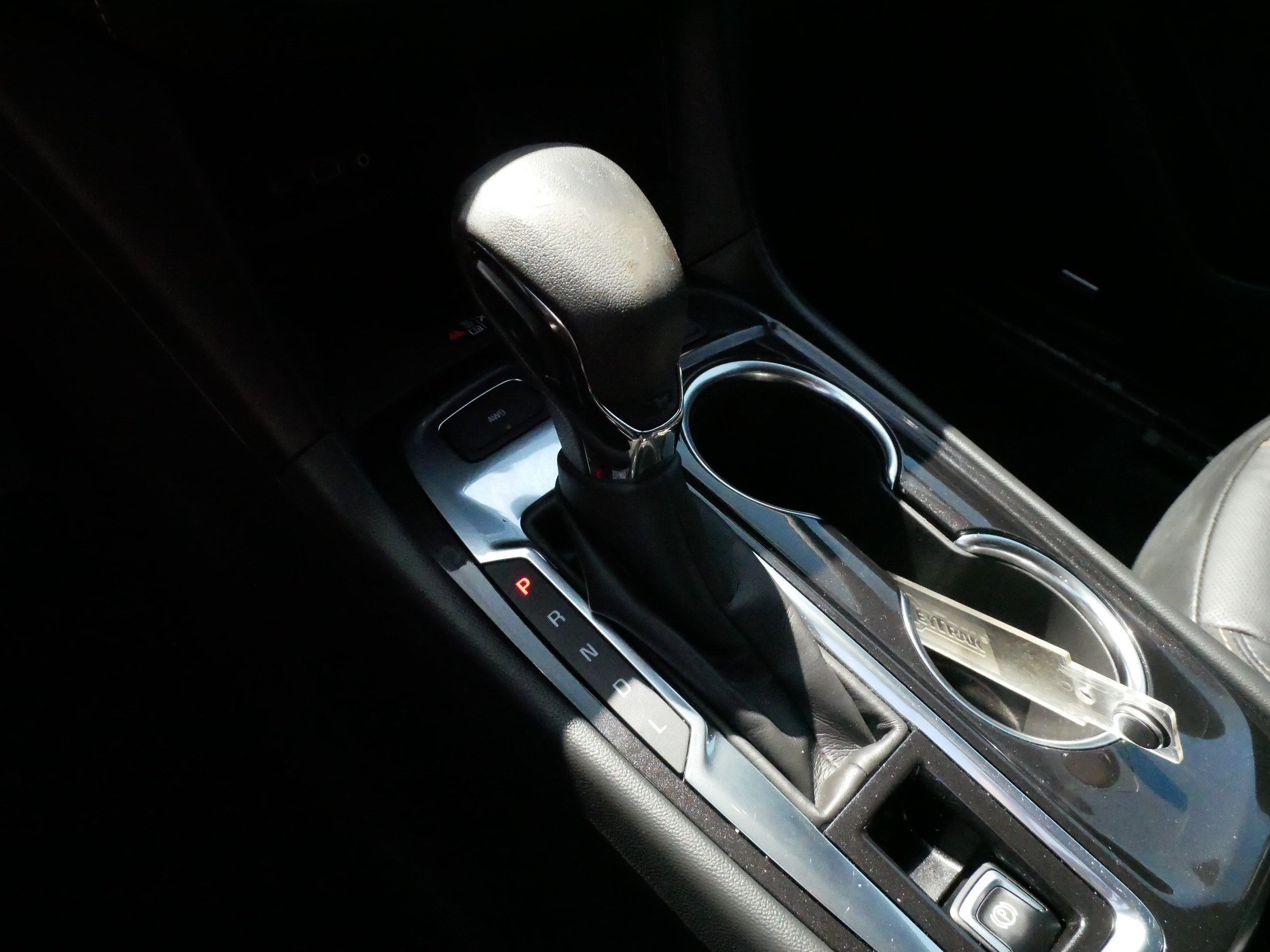 Used 2022 Chevrolet Equinox Premier AWD/4WD image 24
