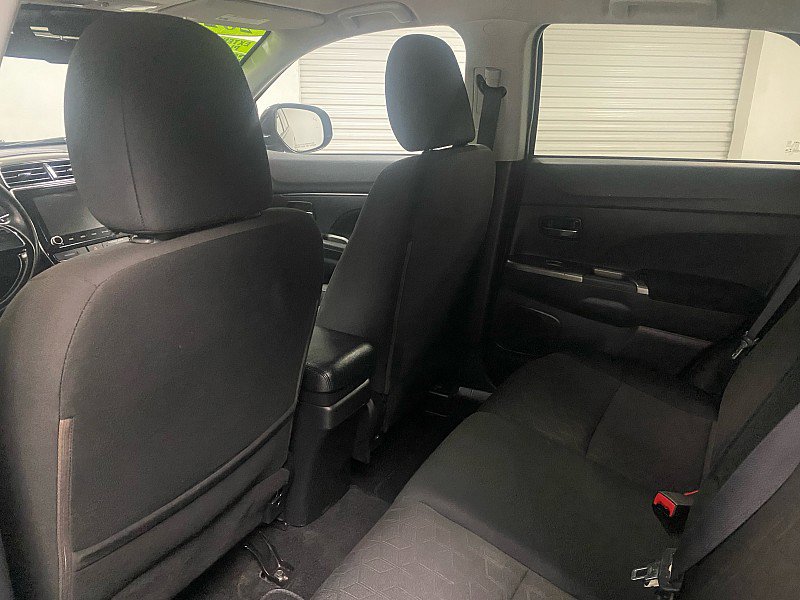 Used 2021 Mitsubishi Outlander Sport SE image 11