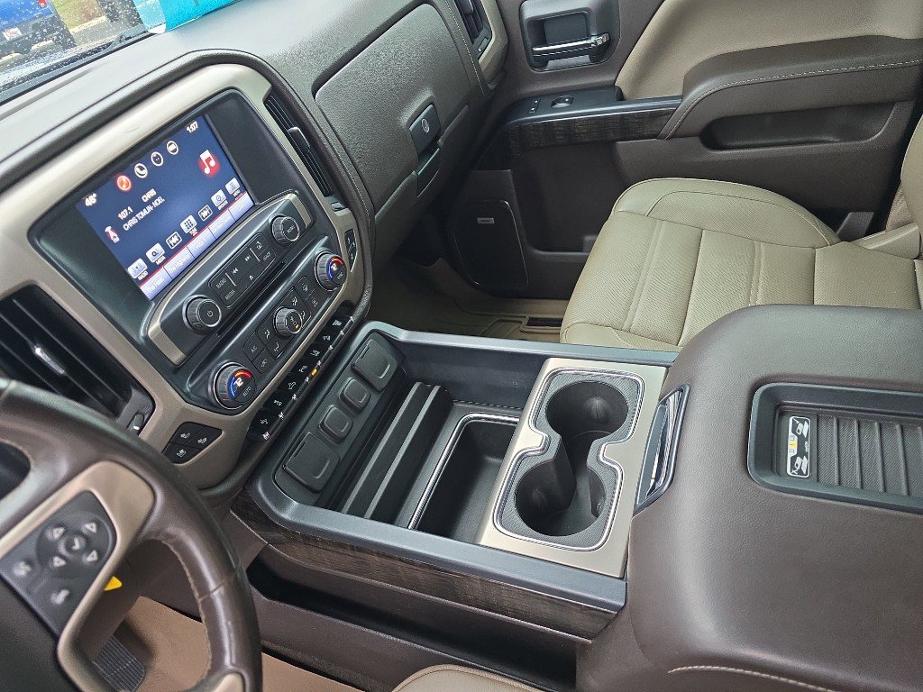 Used 2016 GMC Sierra 3500 Denali w/ Duramax Plus Package image 18