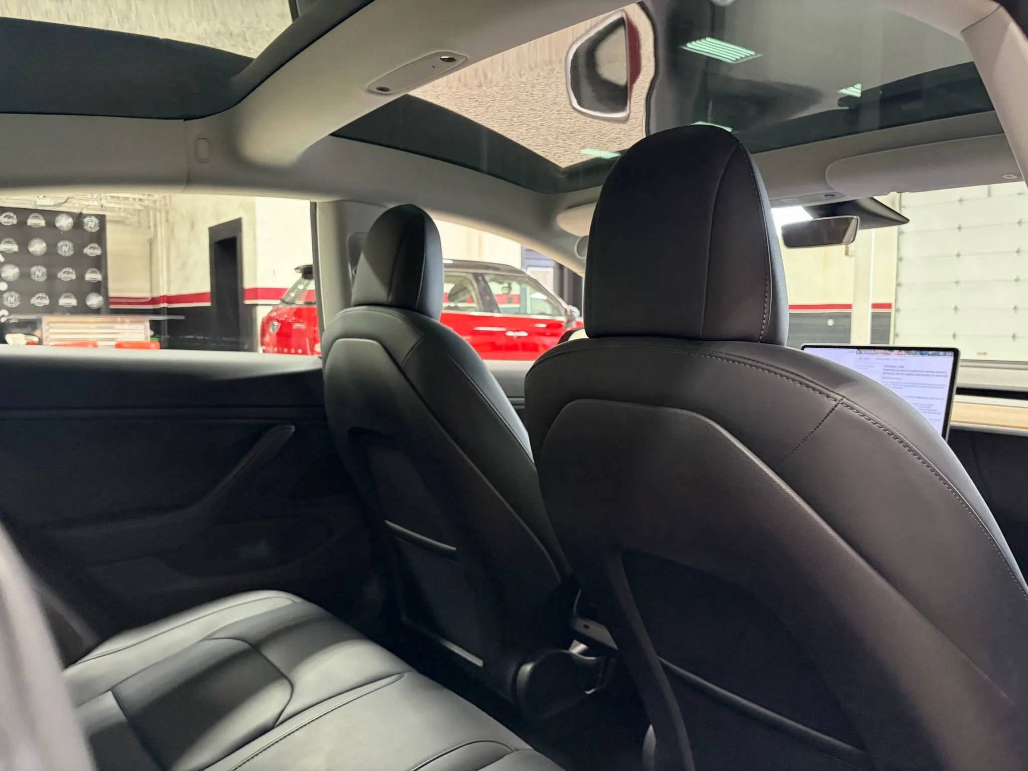 Used 2018 Tesla Model 3 Mid Range image 28