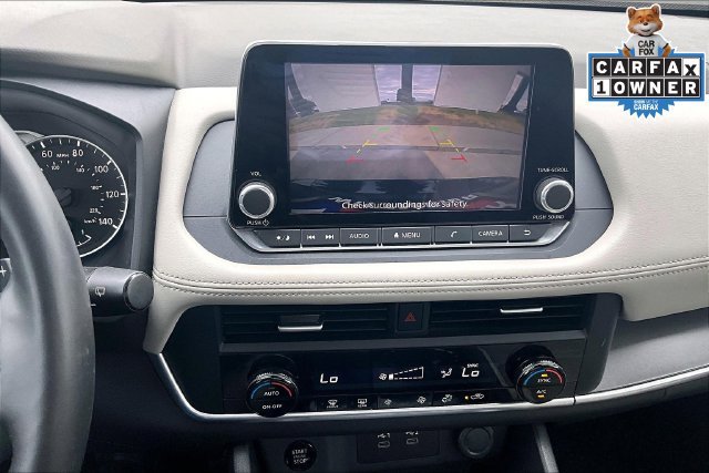 Used 2025 Nissan Rogue SV FWD image 21