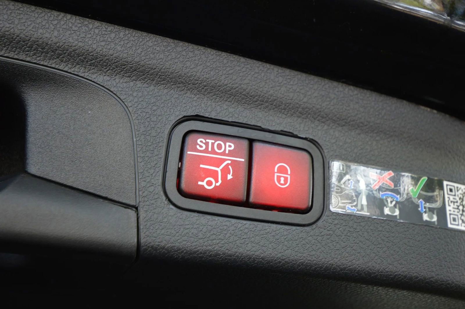 Used 2025 Mercedes-Benz GLE 53 AMG 4MATIC image 73