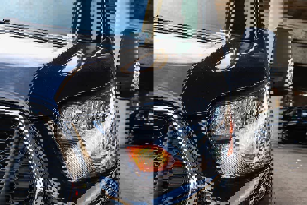 Used 2024 Ford Transit 350 XLT image 7