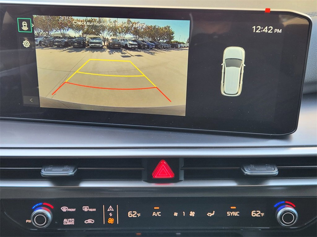 New 2026 Kia Sorento S image 12