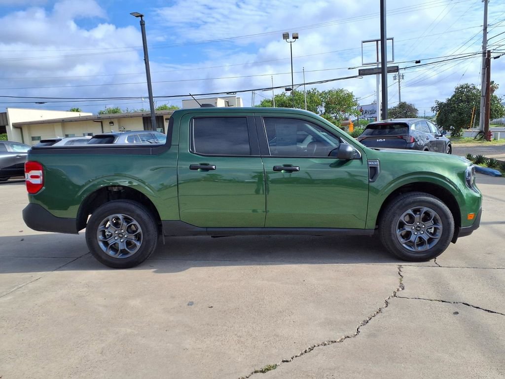Used 2025 Ford Maverick XLT w/ Equipment Group 302A AWD/4WD image 9