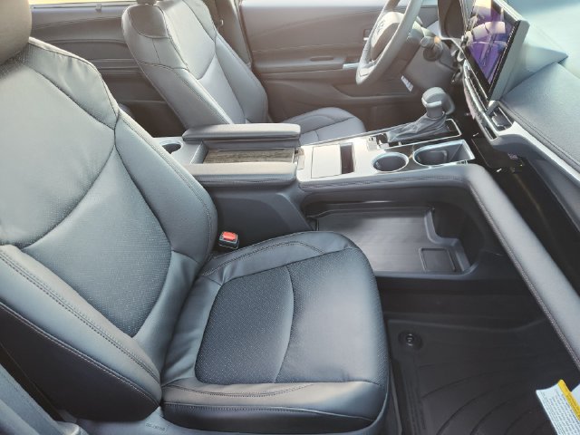 New 2026 Toyota Sienna Platinum AWD/4WD image 12