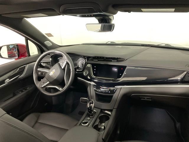 Certified 2025 Cadillac XT6 Sport w/ Technology Package image 28