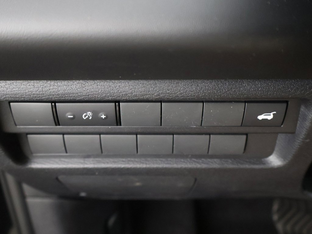 New 2025 Mitsubishi Outlander SE image 38