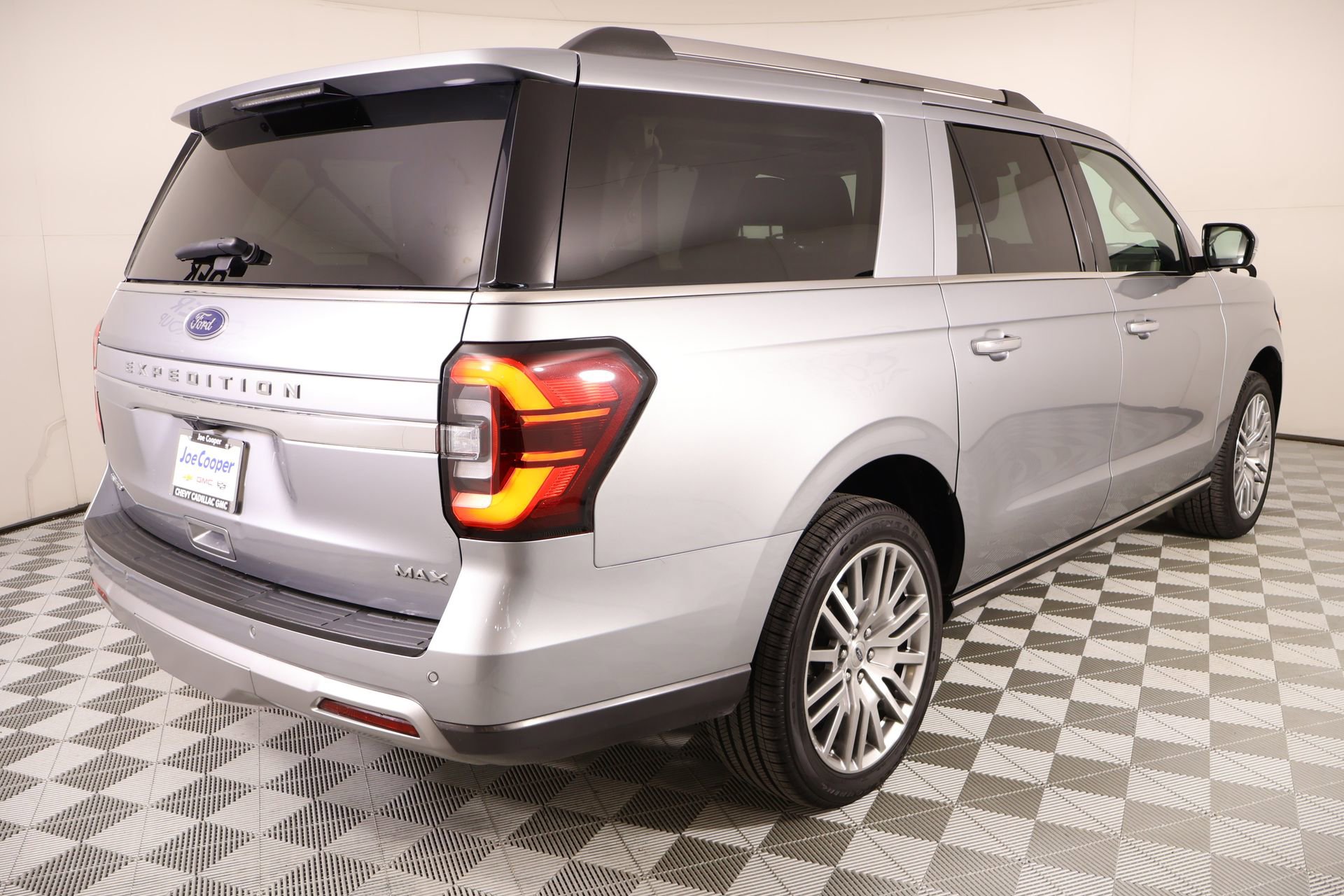 Used 2024 Ford Expedition Max Limited image 24